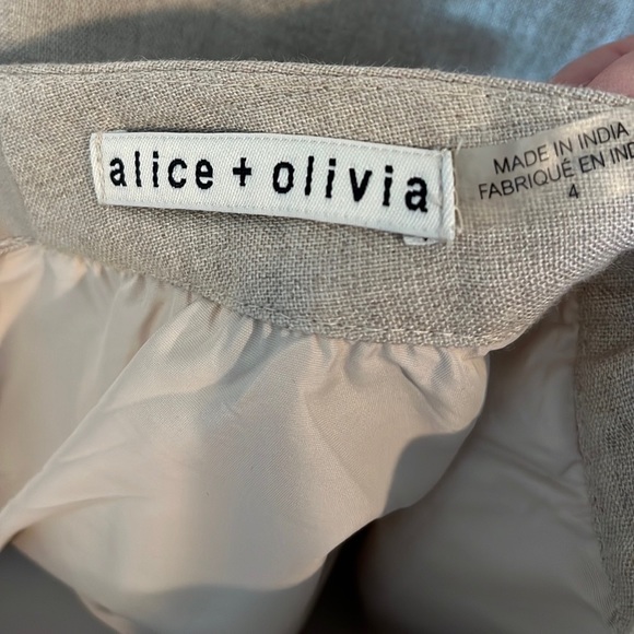 Alice + Olivia natural linen embroidered animals skirt 4 - Picture 3 of 4